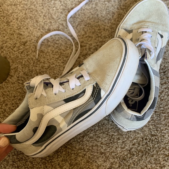 Custom Vans - Picture 3 of 3